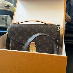 🤎Pochette Métis in classic monogram